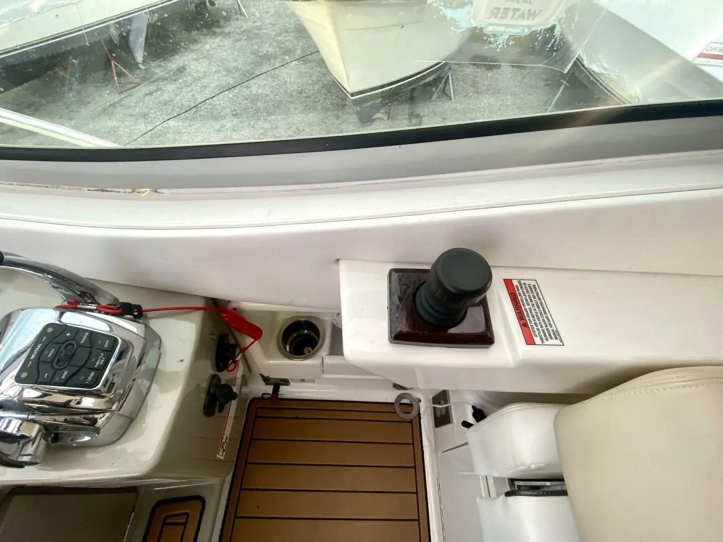 2010 Sea Ray 330 sundancer