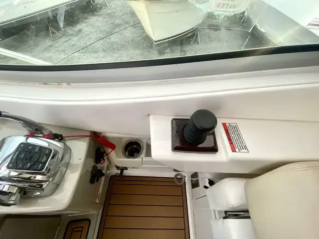 Sea Ray Sundancer 330