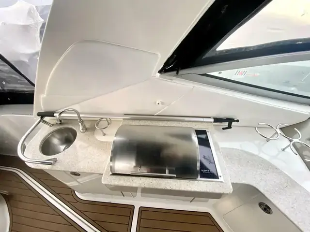 Sea Ray Sundancer 330