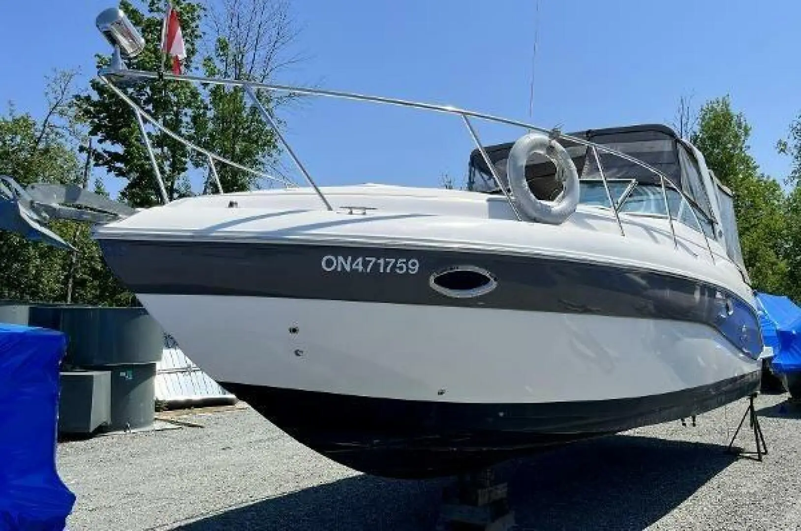 2007 Rinker fiesta vee 320