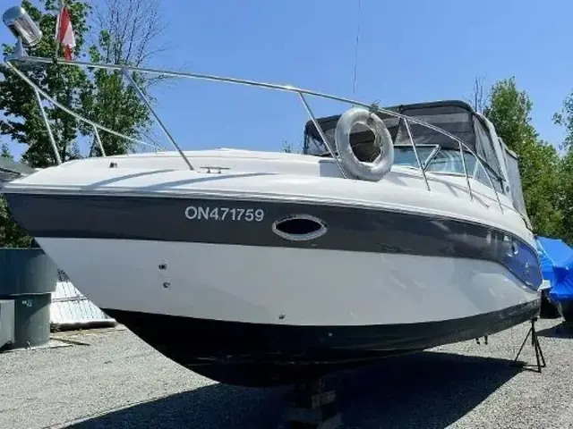 Rinker Fiesta Vee 320