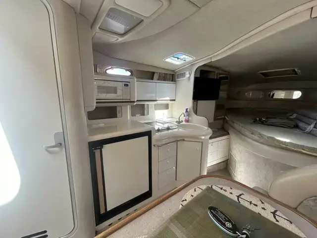 Sea Ray 330 Sundancer