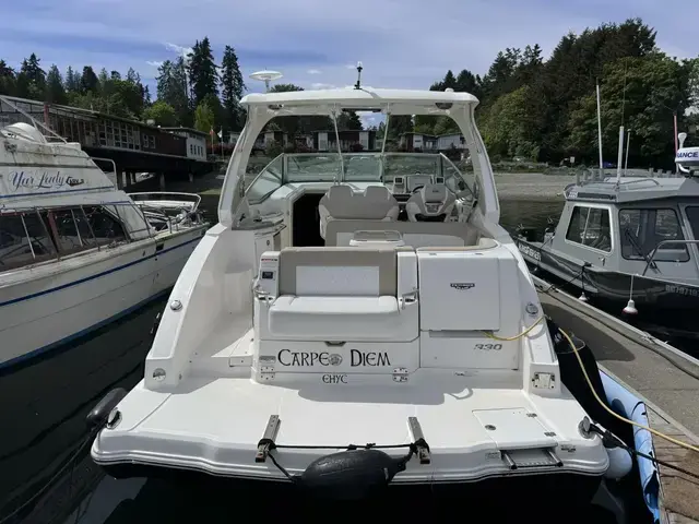 Chaparral 330 Signature