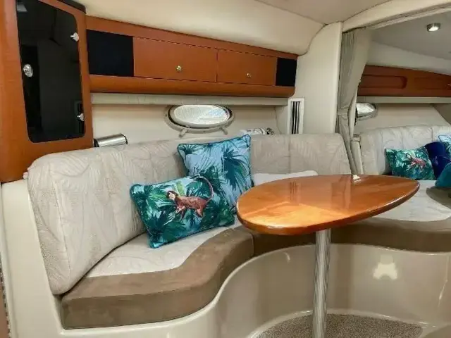 Chaparral 330 Signature