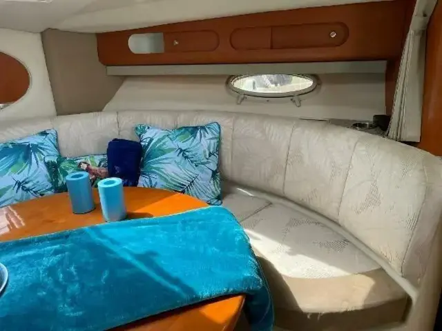 Chaparral 330 Signature