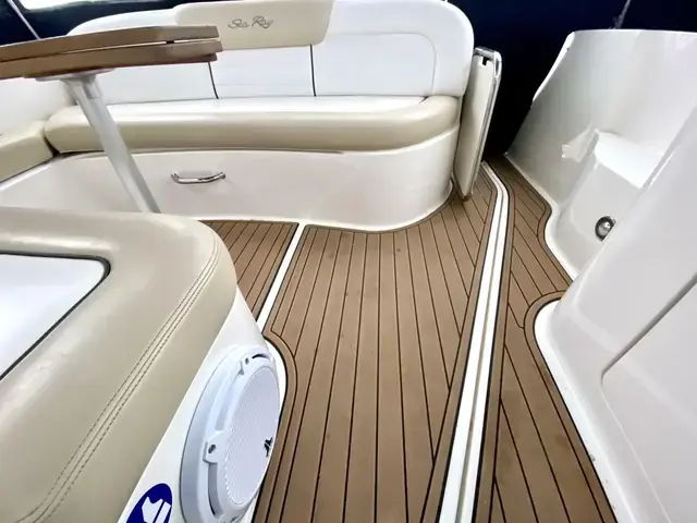 Sea Ray Sundancer 330