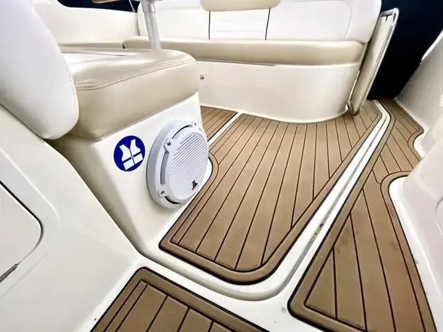 Sea Ray Sundancer 330