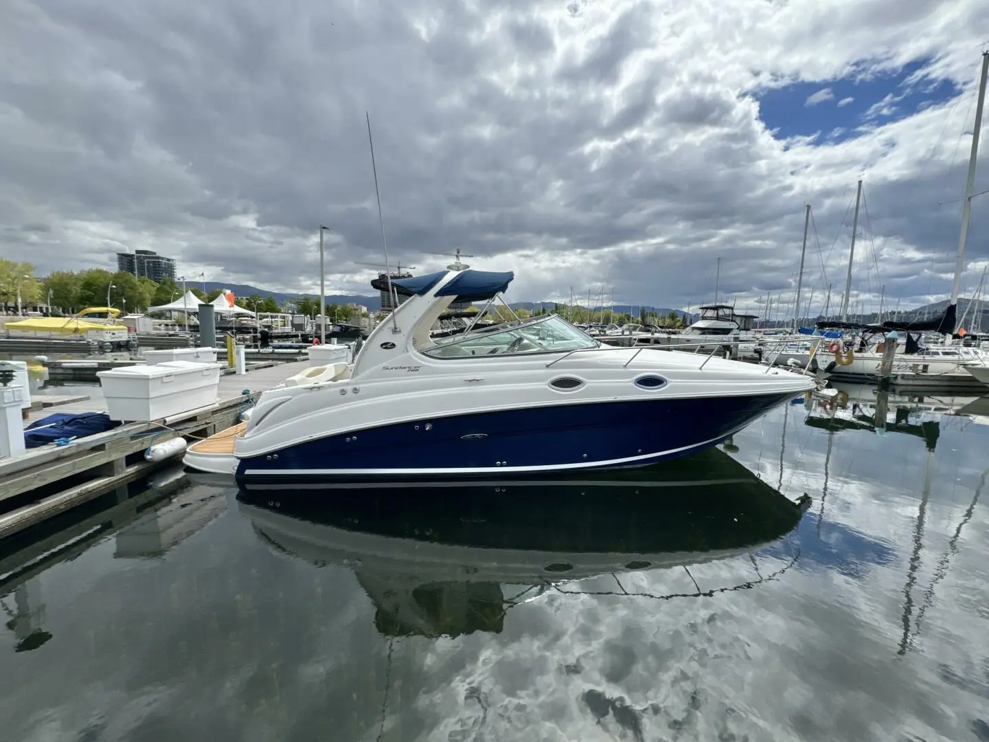 2009 Sea Ray sundancer 280