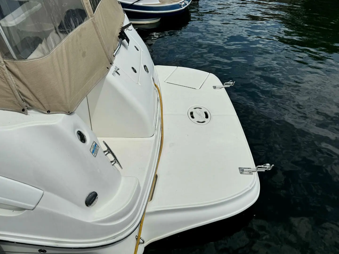 2005 Sea Ray sundancer 300