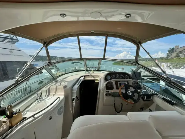 Sea Ray Sundancer 300