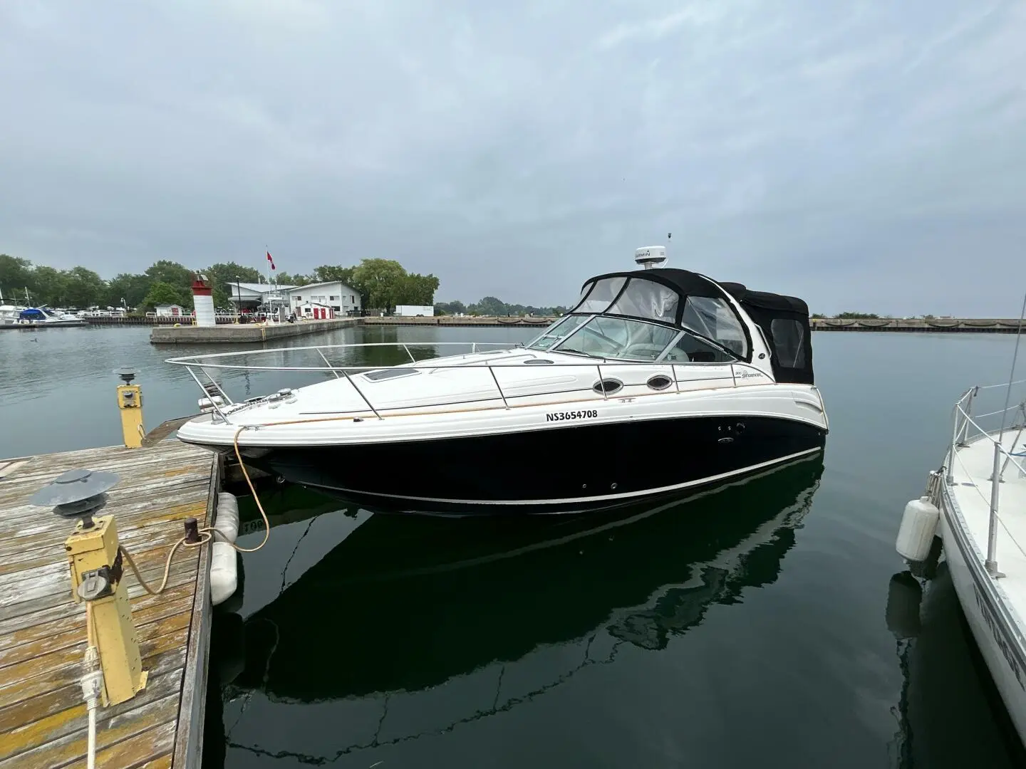 2006 Sea Ray sundancer 300