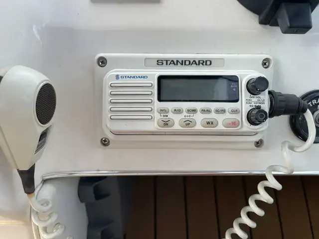 Sea Ray Sundancer 290