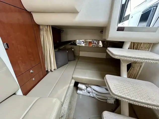 Sea Ray Sundancer 300