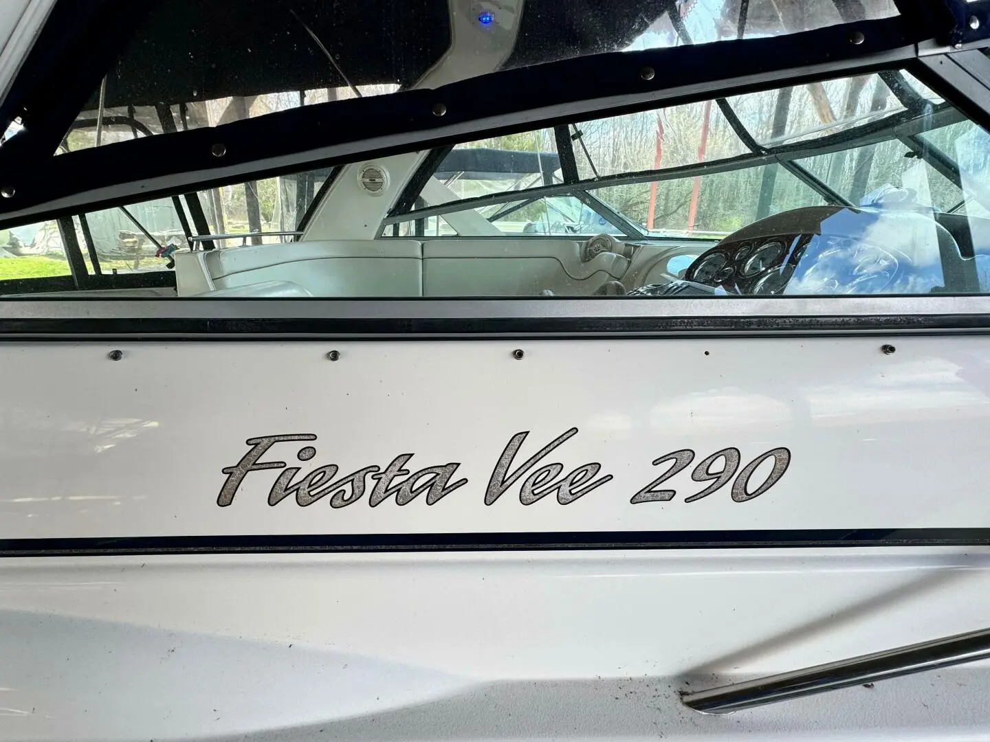 2004 Rinker 290 fiesta ve