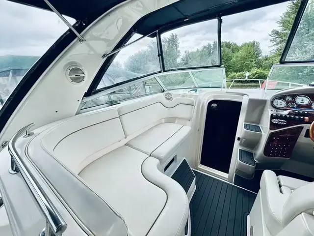 Rinker 290 Fiesta Vee