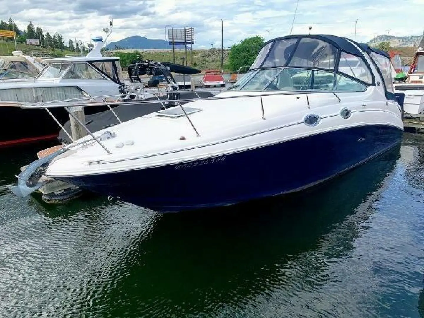 2004 Sea Ray sundancer 280