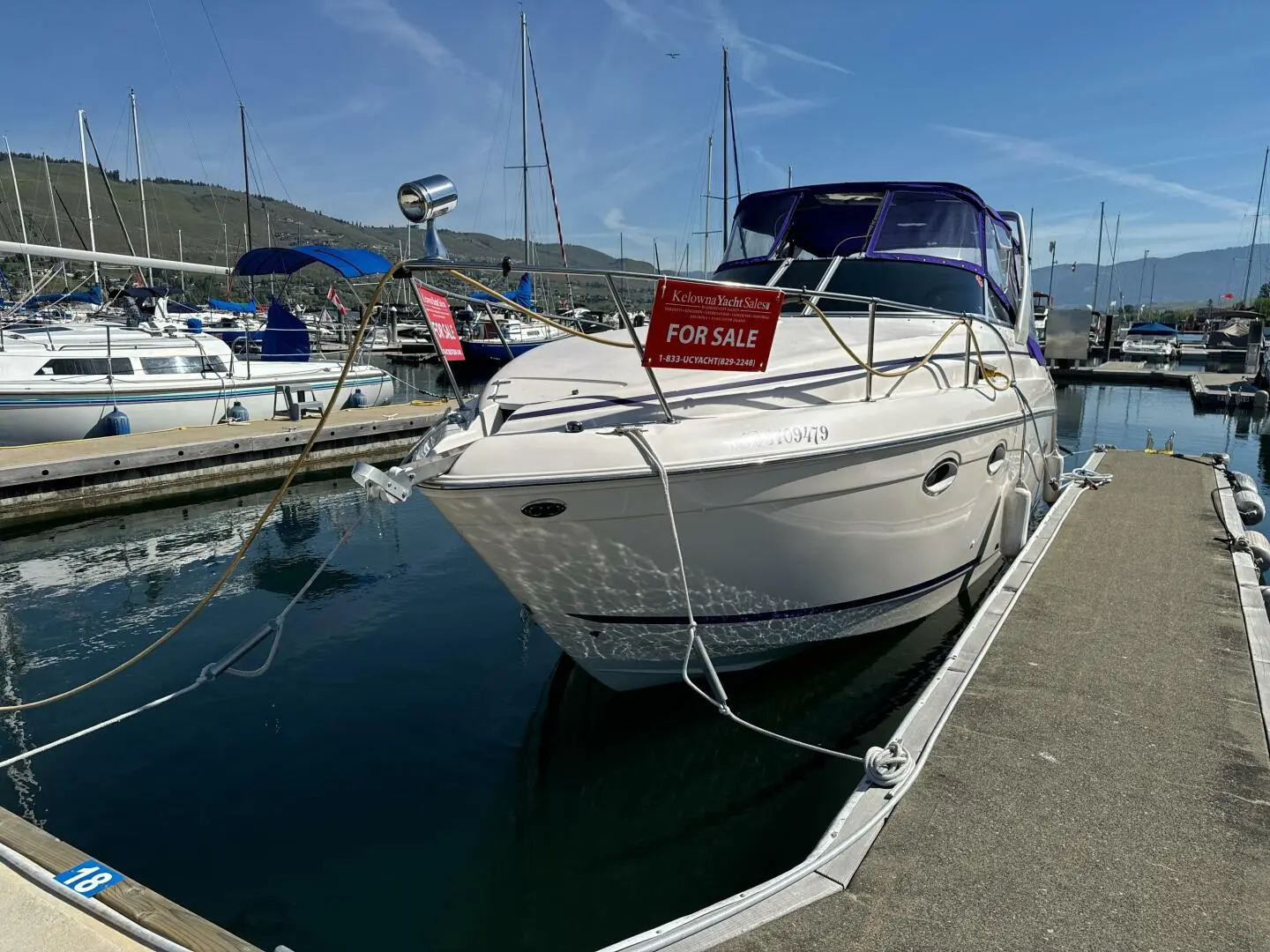 2002 Rinker fiesta vee 270