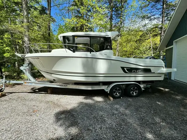 Jeanneau NC795 Sport