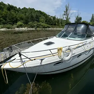 2013 Rinker 260 Express Cruiser