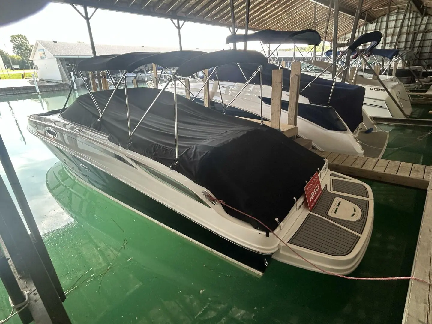 2014 Sea Ray 260 sundeck