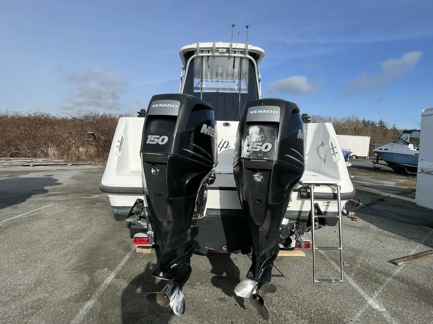 2006 Boston Whaler 255 conquest