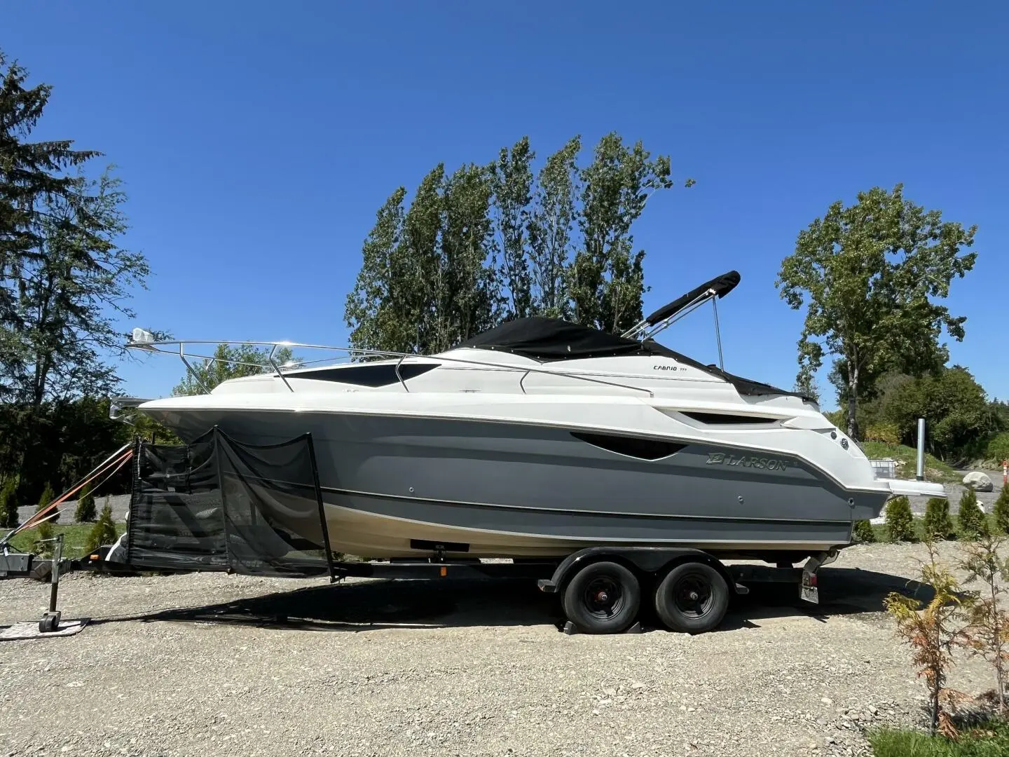 2012 Larson cabrio 777