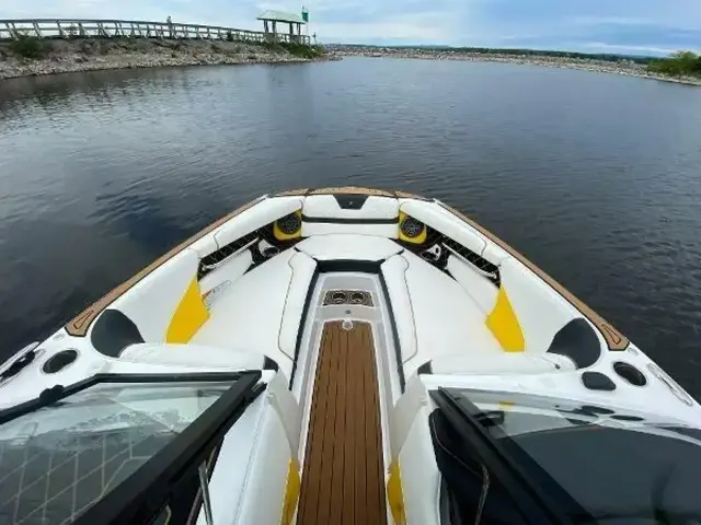 Nautique Boats GS24