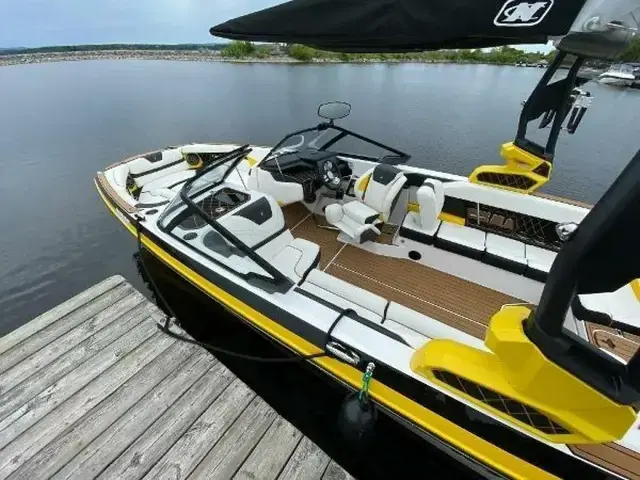 Nautique Boats GS24