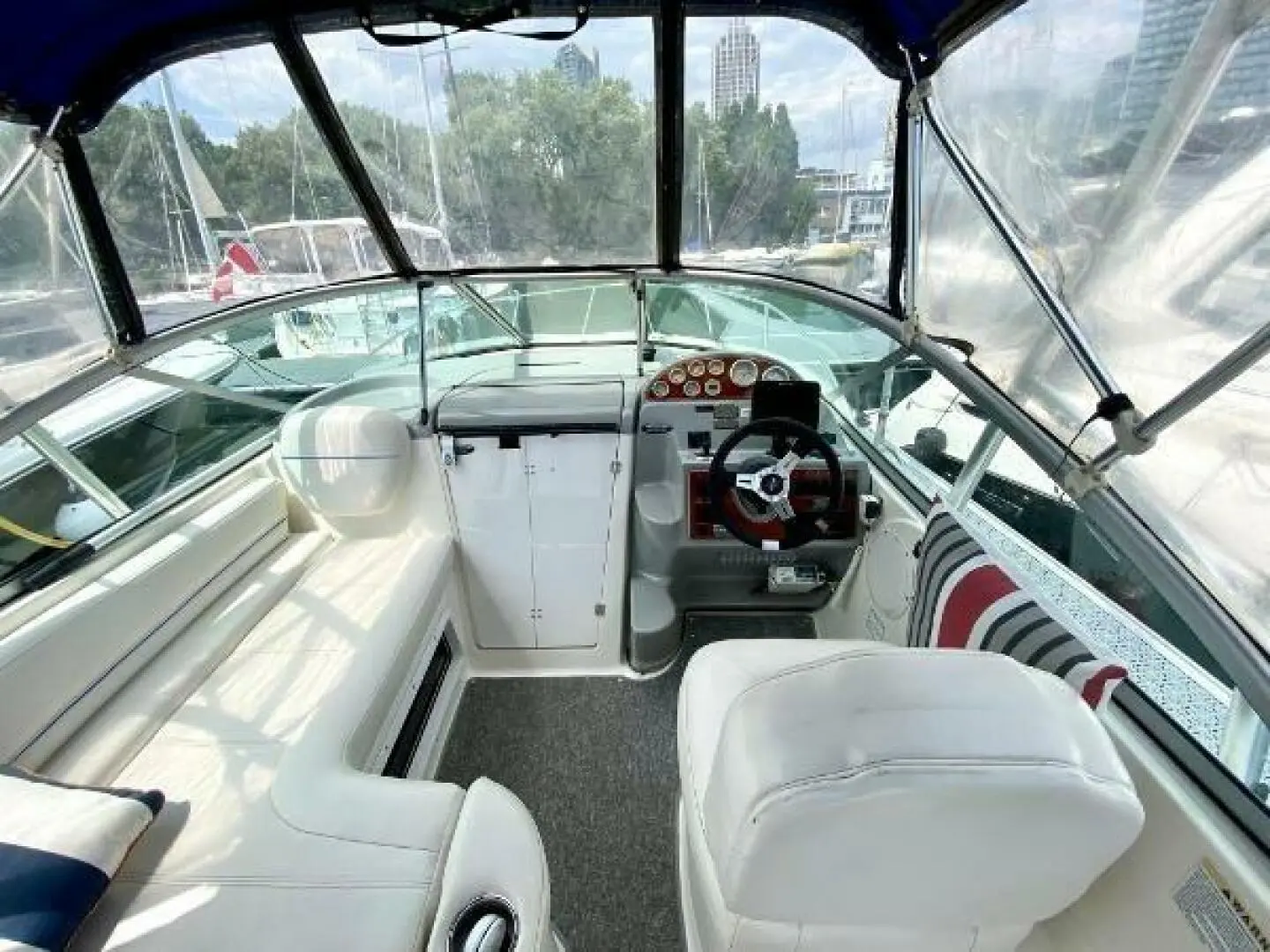 2008 Bayliner 245