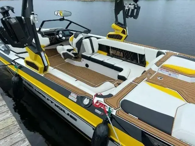 Nautique Boats GS24