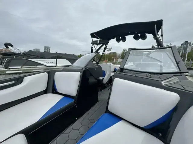 Axis Boats A24 Wake Research