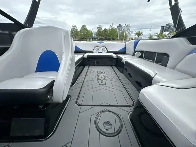 Axis Boats A24 Wake Research