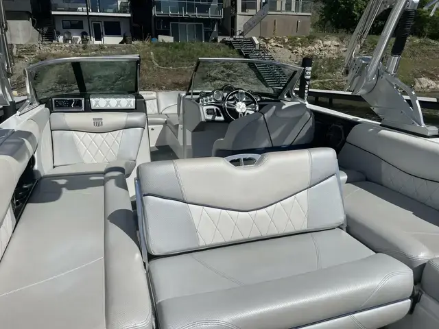 Mastercraft X46