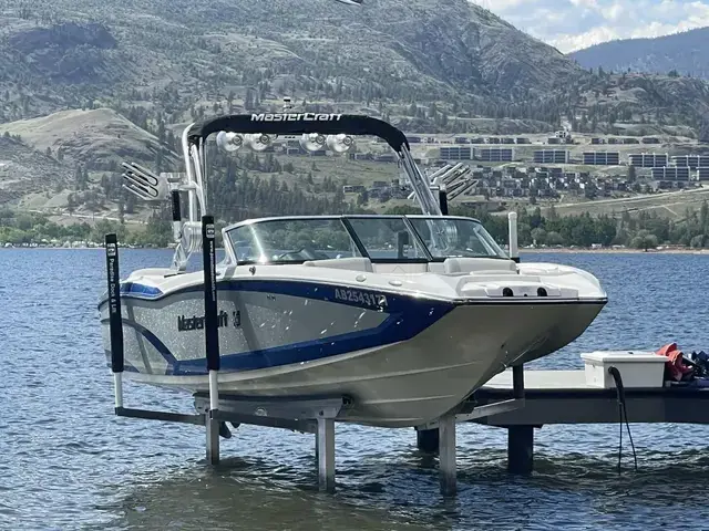 Mastercraft X46