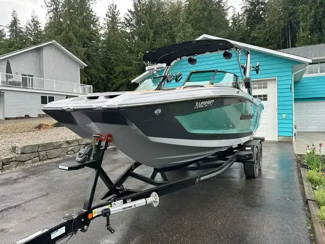 Mastercraft x22