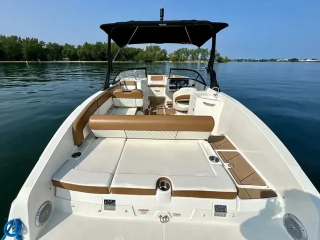 Bayliner 2250 Dx