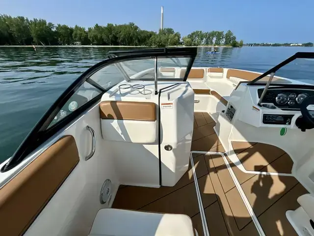 Bayliner 2250 Dx