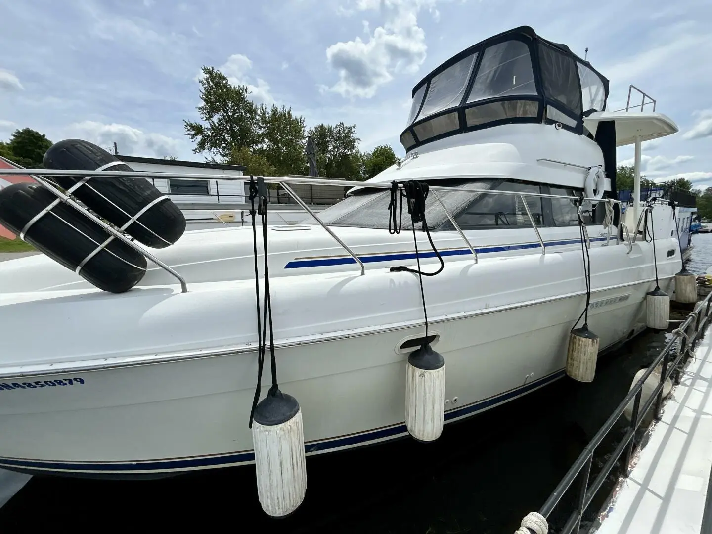 1995 Silverton 41 motor yacht