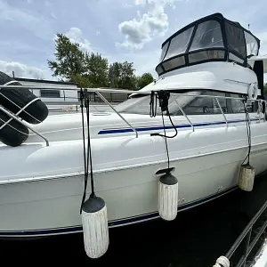 1995 Silverton 41 Motor Yacht