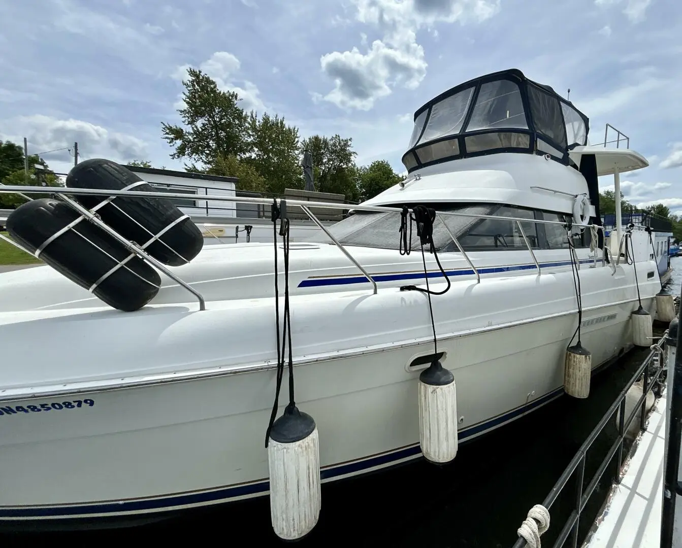 1995 Silverton 41 motor yacht