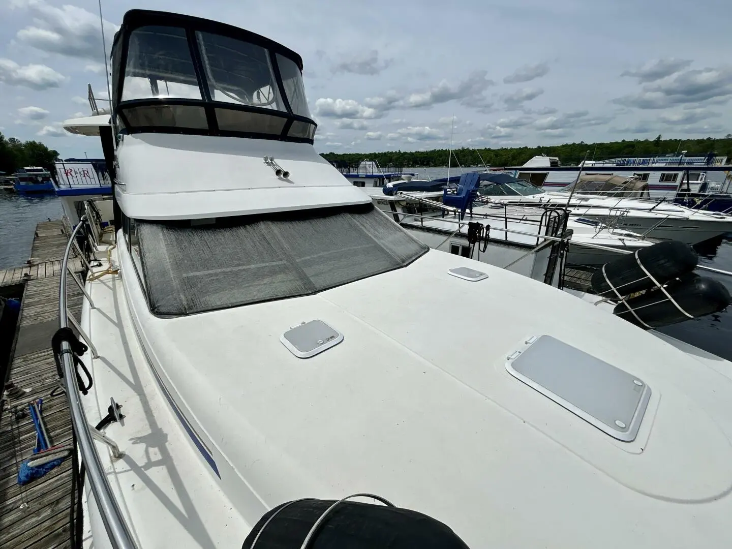 1995 Silverton 41 motor yacht