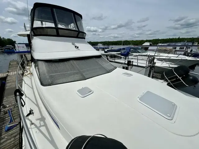 Silverton 41 Motor Yacht