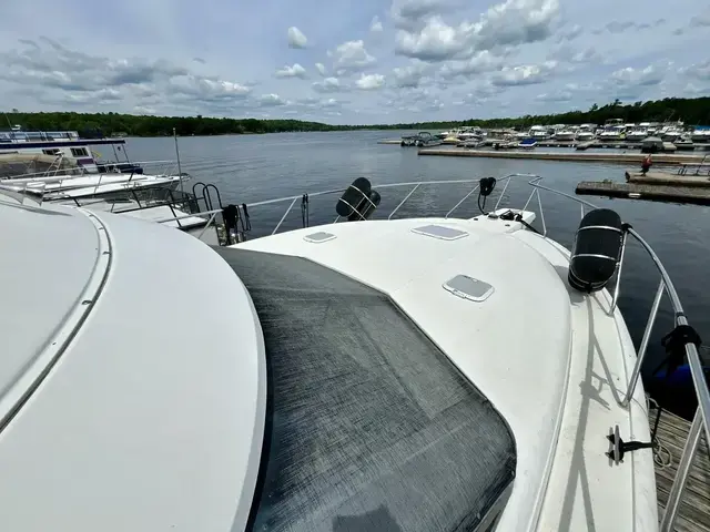 Silverton 41 Motor Yacht