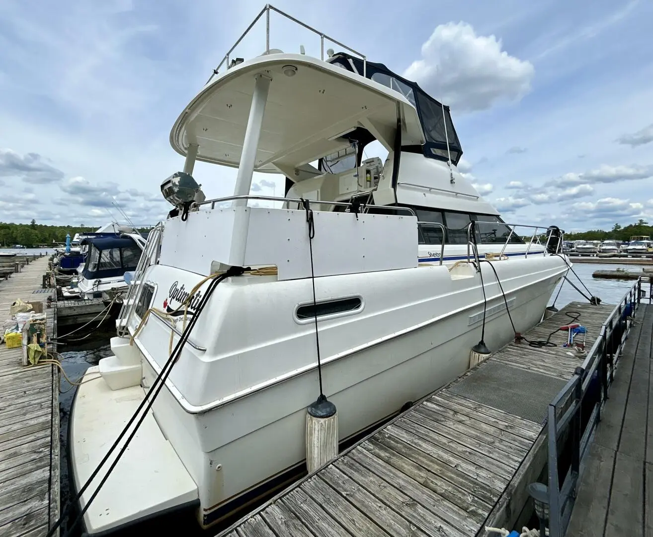 1995 Silverton 41 motor yacht