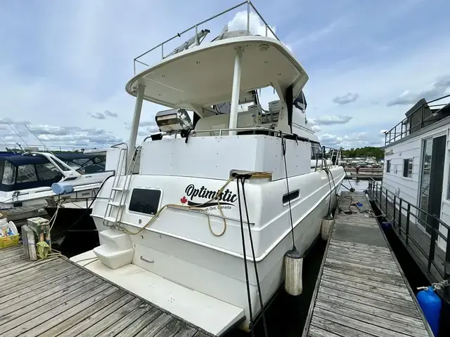 Silverton 41 Motor Yacht