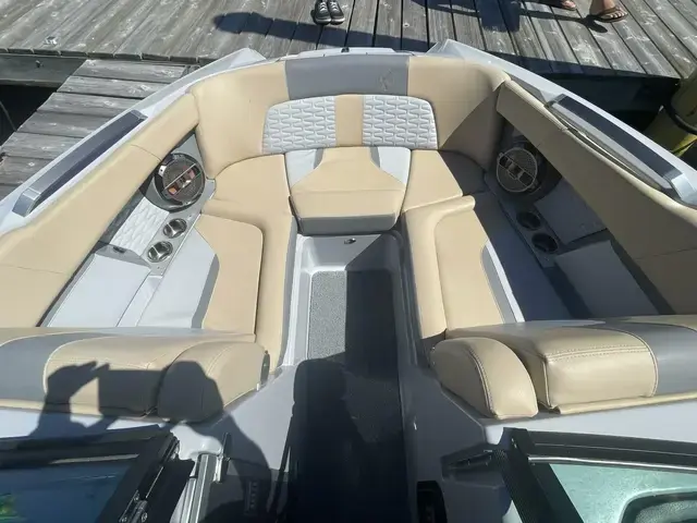 Mastercraft x22