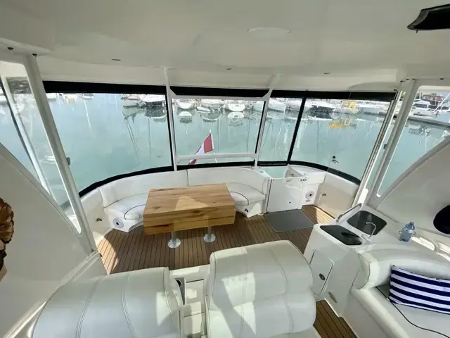 Cruisers Yachts 455 Express