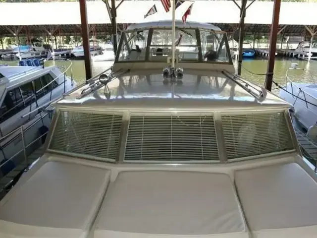 Chris Craft 42 Commander