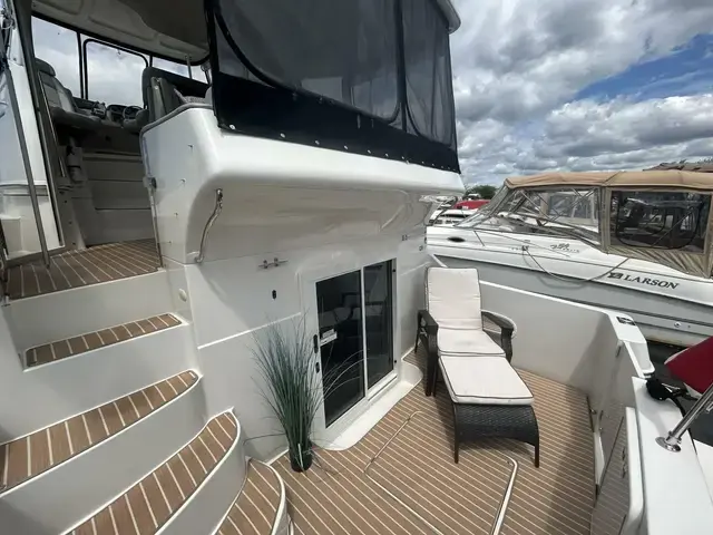 Carver 41 Cockpit Motor Yacht