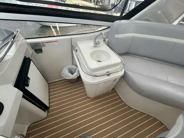 Carver 41 Cockpit Motor Yacht